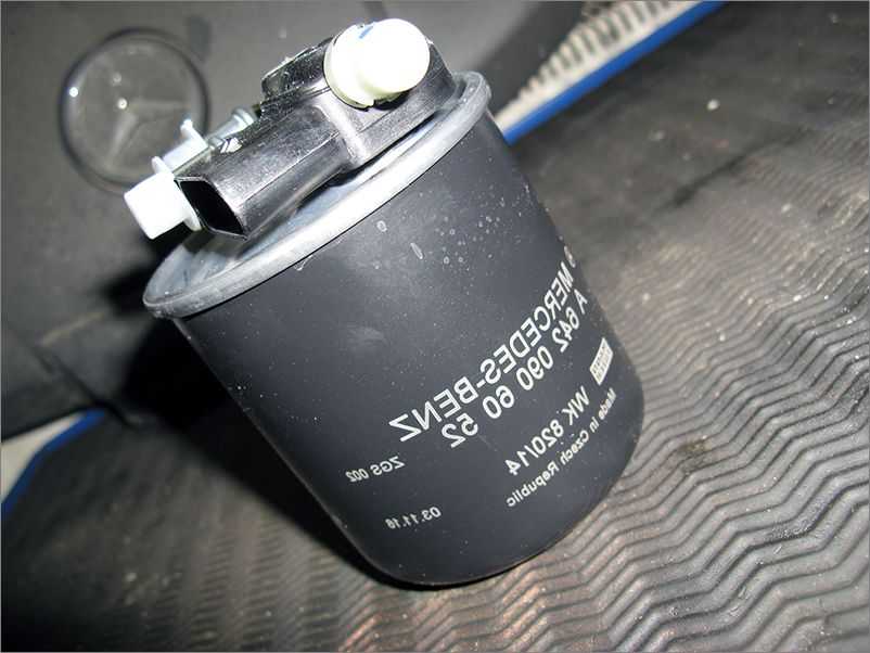 Mercedes-benz m-класс w163 проверка системы питания, замена топливного фильтра