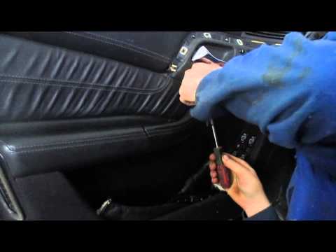 Панель обшивки двери — снятие и установка | кузов и отделка | руководство по ремонту mercedes